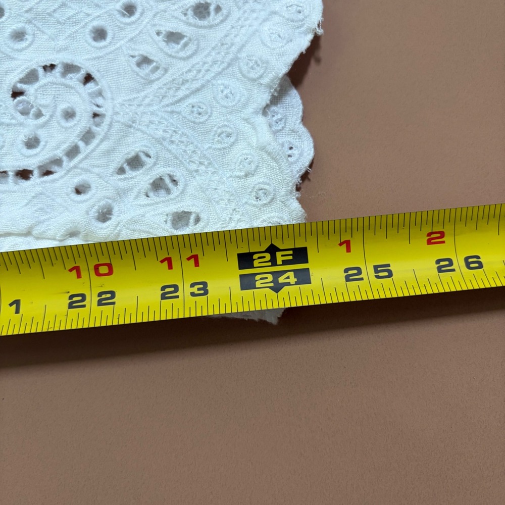 Chicos White 100% Linen 2 Piece Eyelet Embroidery Pant Set Jacket Size 0 S 4 6 - Picture 7 of 15